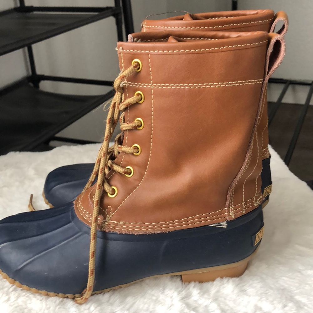 Brand new rain boots